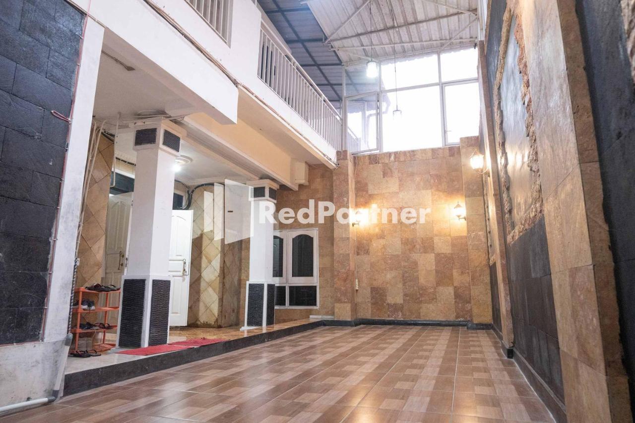 Kalasan 索帕兰欢乐屋旅馆酒店 外观 照片